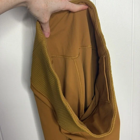 Vuori Rib Studio Legging in Dark Golden Yellow Workout Running Women’s Large - Picture 7 of 7